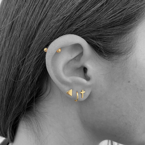 Micro cross stud earrings in 18kt solid gold