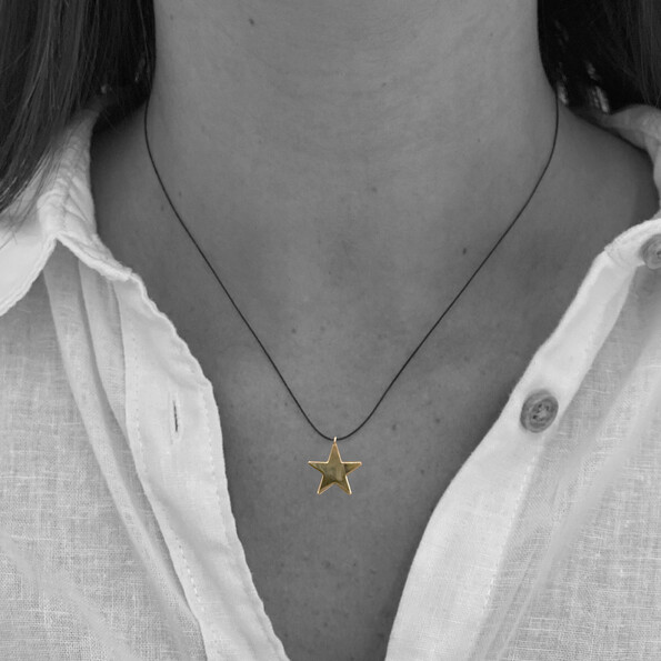 Invisibile large star in 18kt solid gold