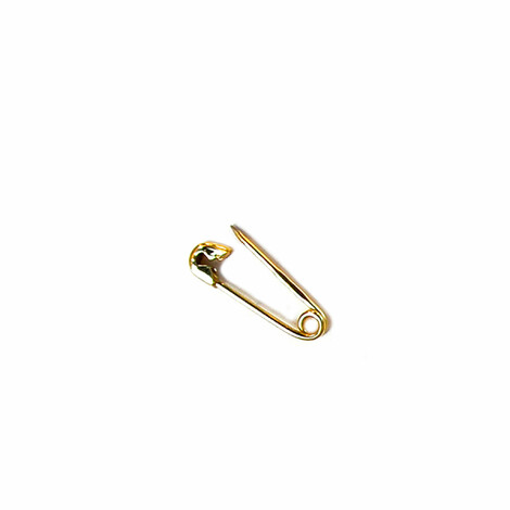 Safety pin piercing in 18kt solid gold