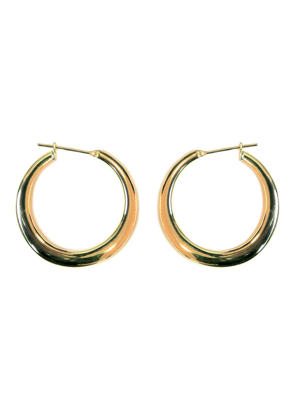 Svasa earrings in 18kt gold