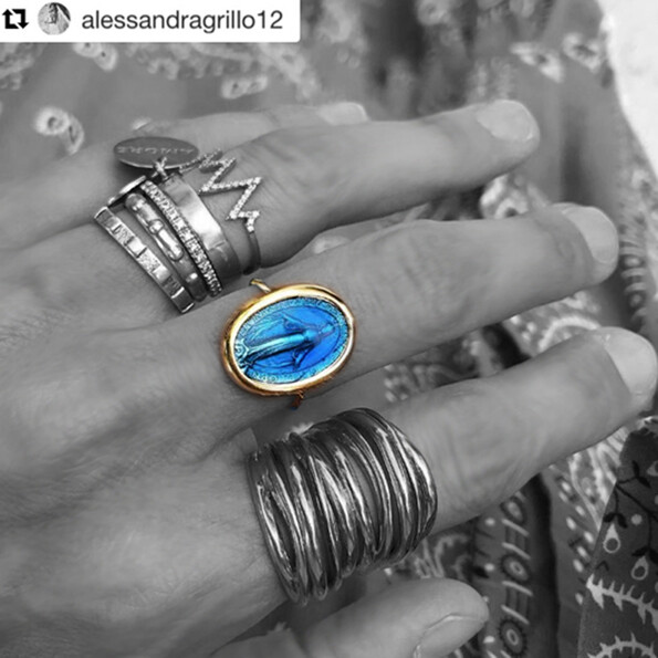 Large blue labouré ring